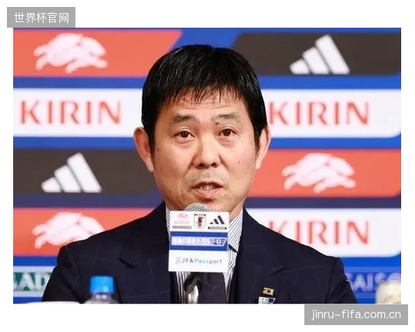森保一4-2-3-1体系迎来大考,高位压迫效率决定世界杯上限。 森保一4-2-3-1体系迎来大考,高位压迫效率决定世界杯上限。